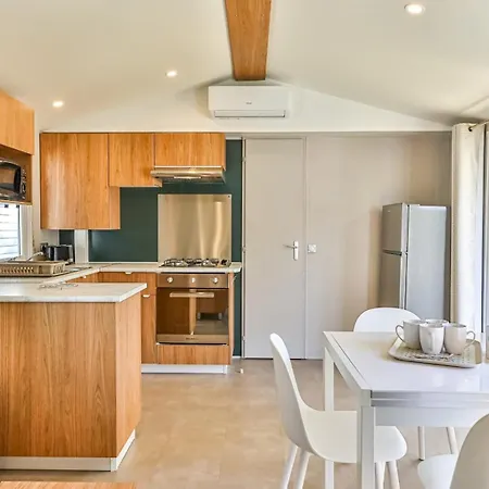 Le Bois Dormant 761 By Nova Holiday home