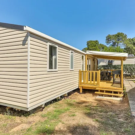 Le Bois Dormant 761 By Nova Holiday home *