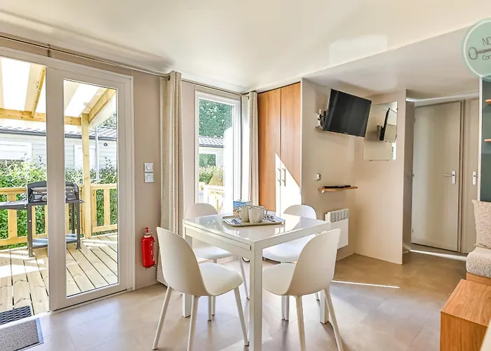 Le Bois Dormant 761 By Nova 펜션 생장드몽