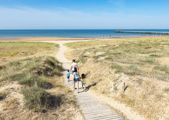 Le Bois Dormant 761 By Nova 펜션 생장드몽